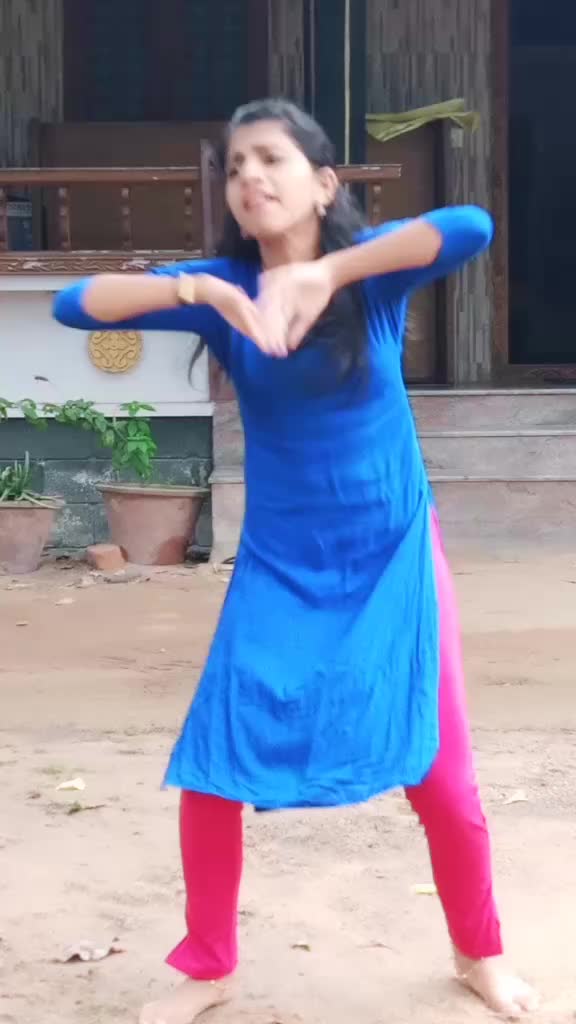 @harinisuresh