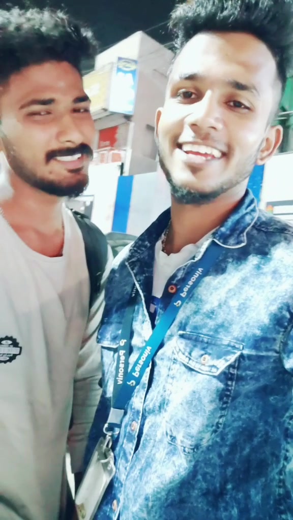 @👑Dhanush Mani👑