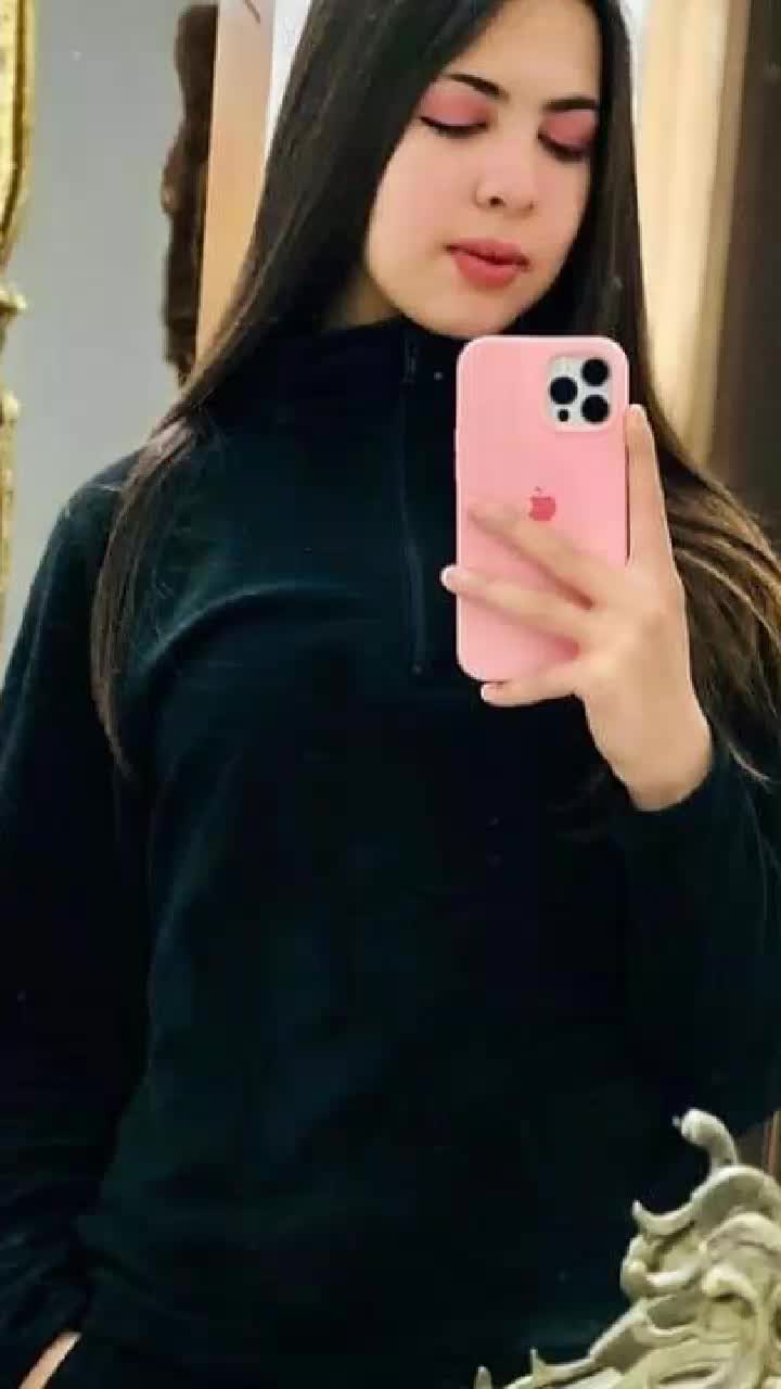 @صور مشاهير ✌️❤️