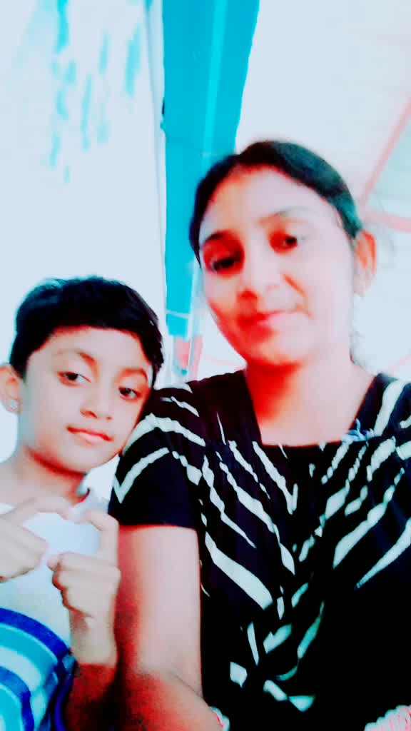 @iniya