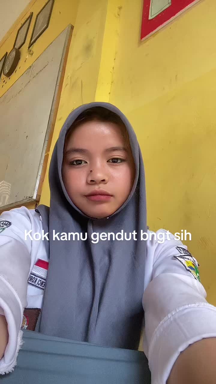 @ReskiAmeliaPutri029