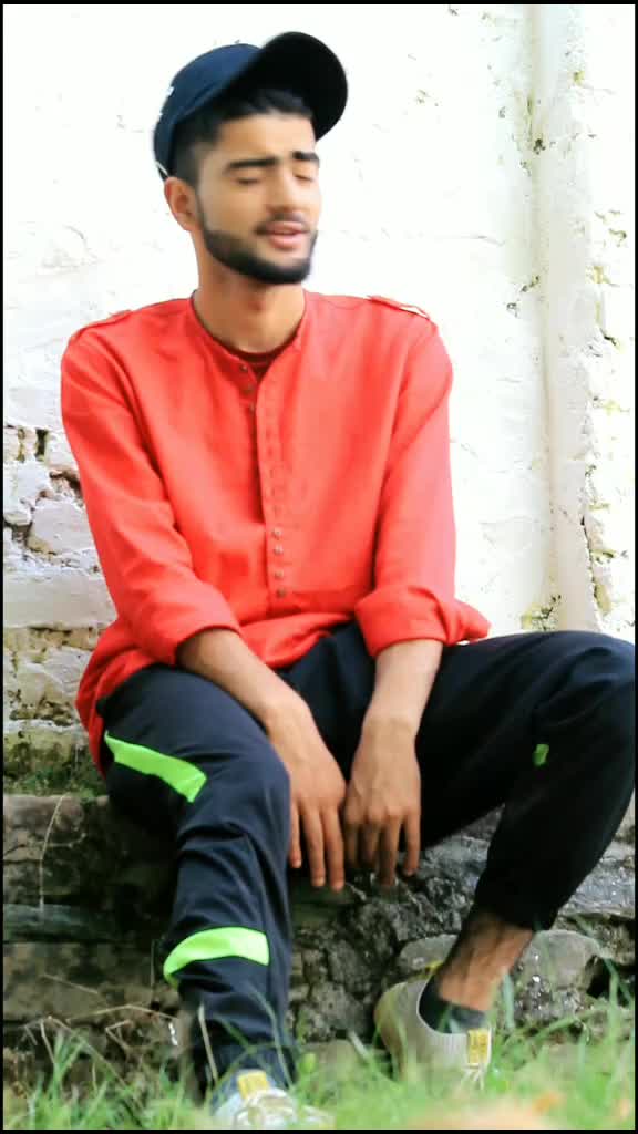 @😊SMILE KING👑