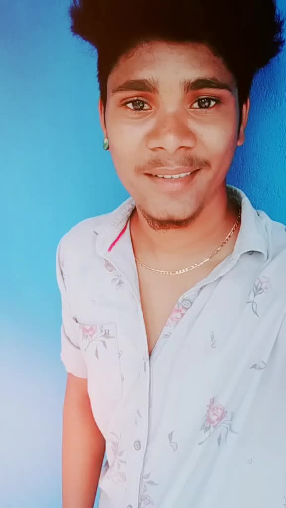 @Çàll_Mé_ßhàhúl_bøy😎