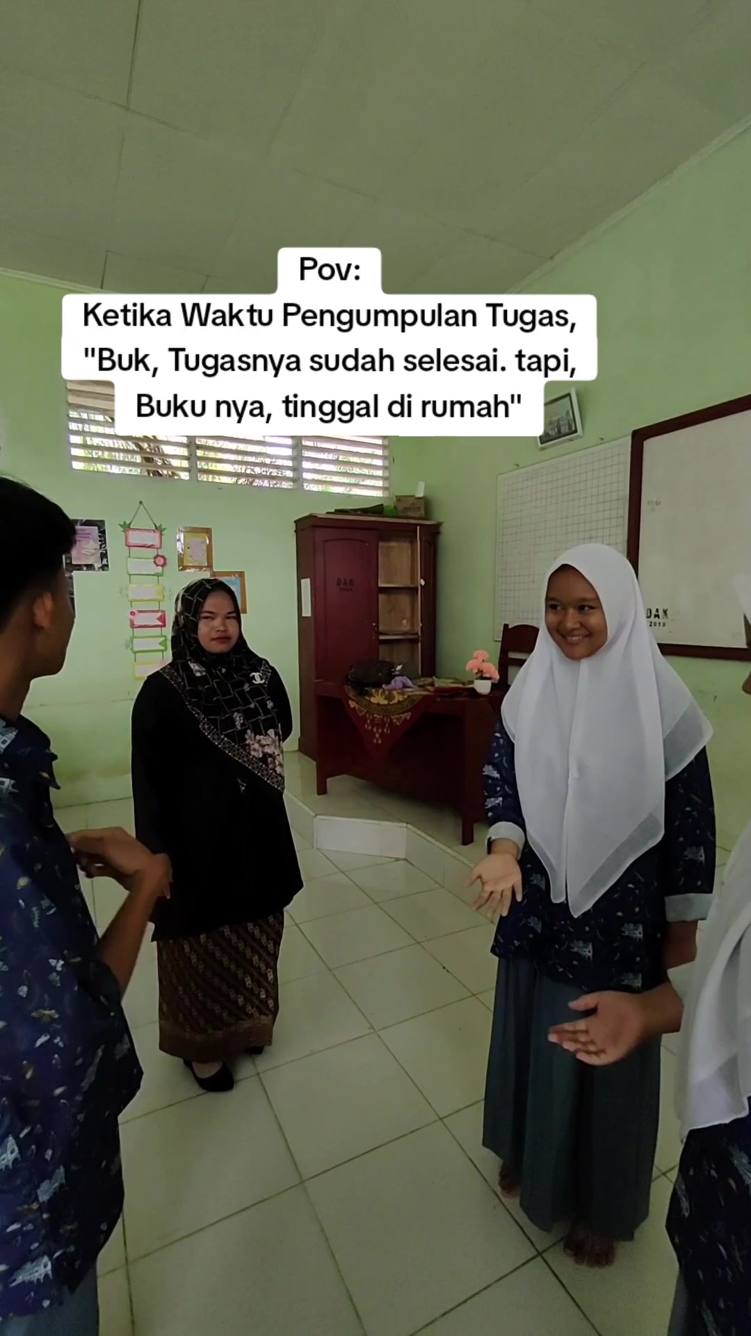 @NhetyeAzma