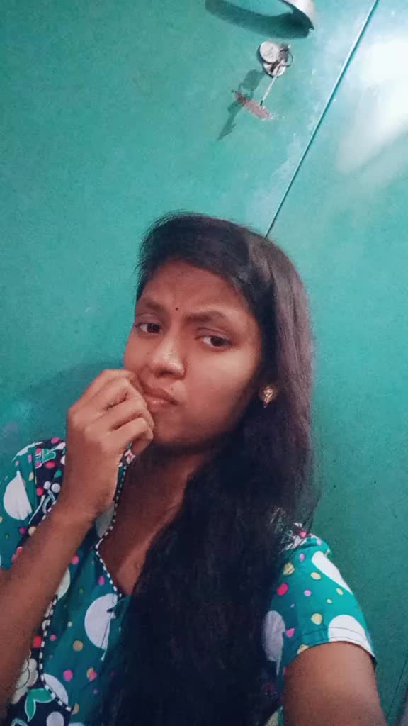 @Dhivi๐น๐น๐๐DD๐๐ป