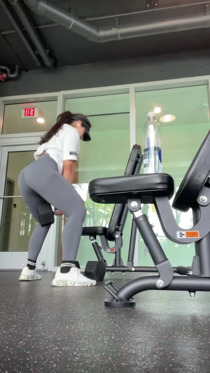 @VALENTINA