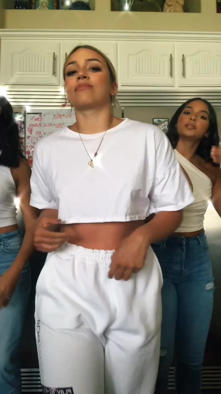 @TherealGabiekin_