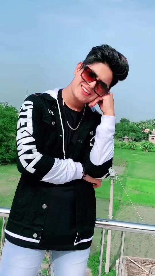 @Sanskar singh❣️