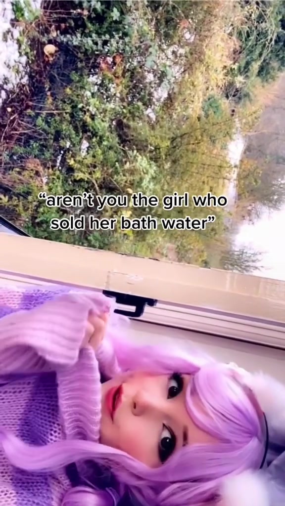 @Belle Delphine ๐