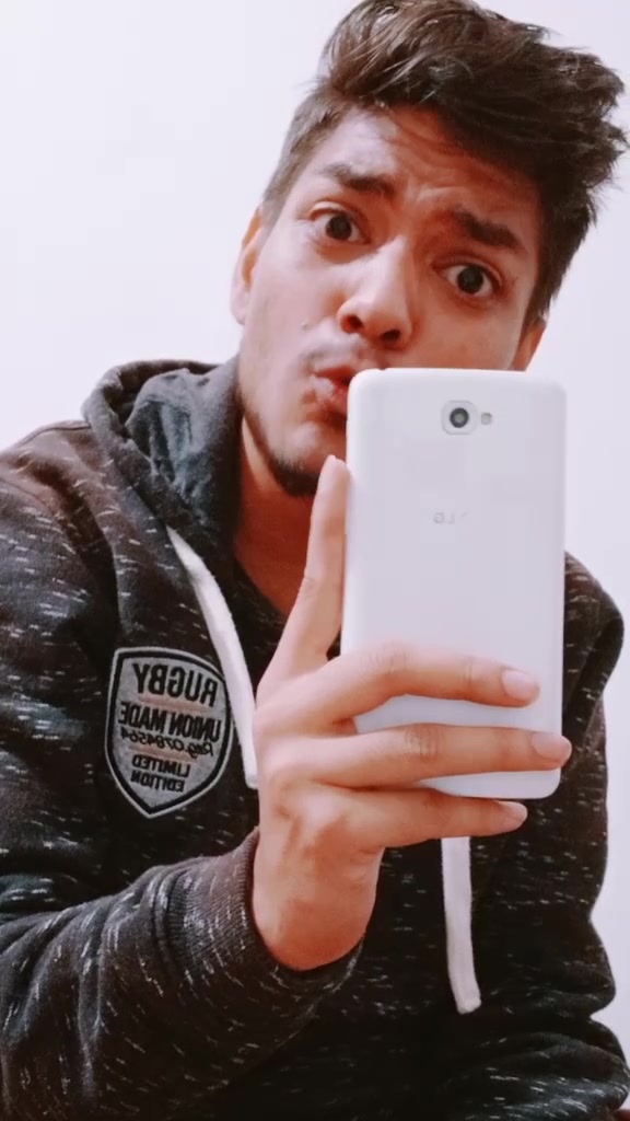 @👑 Yash Soni 👑