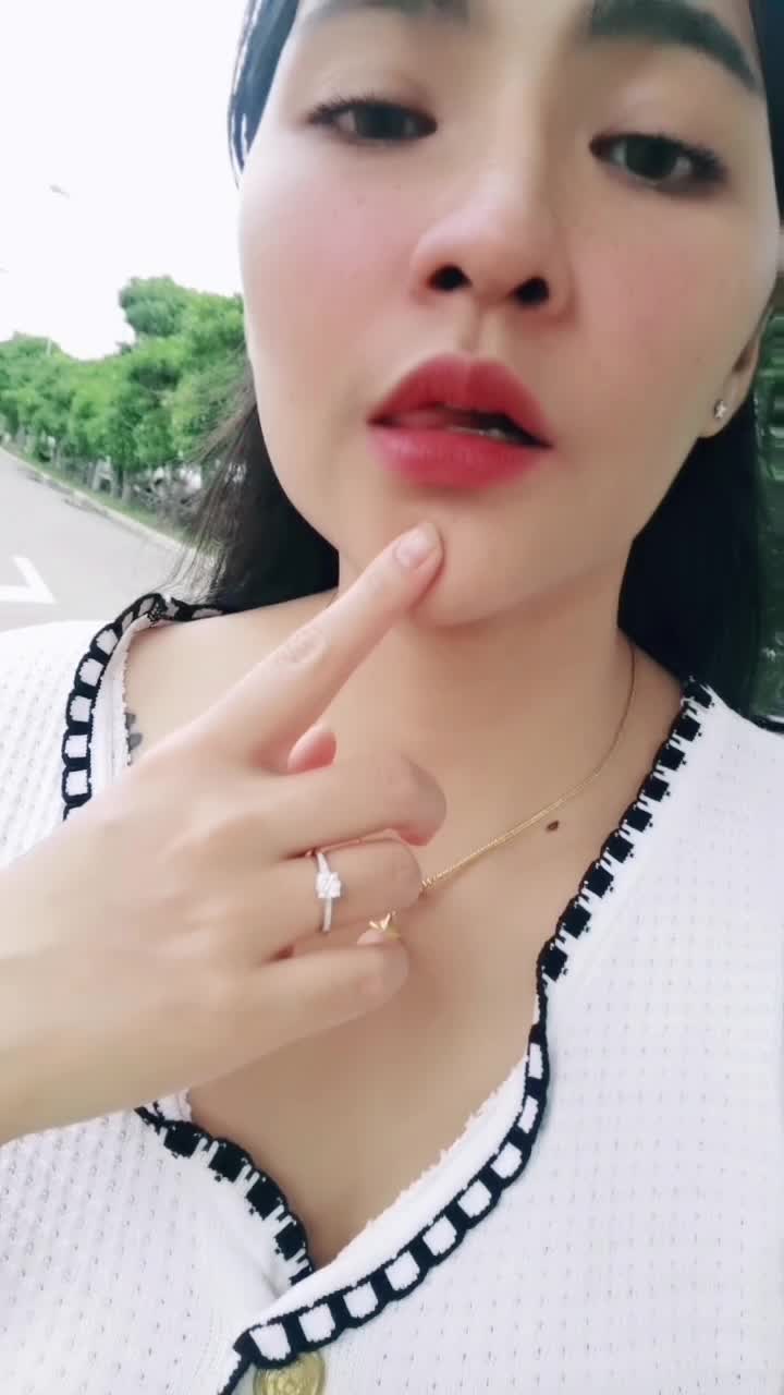 @แมลง ปอ