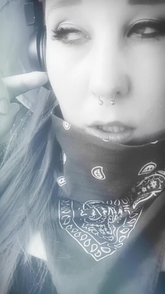 @xChaosQueenx3