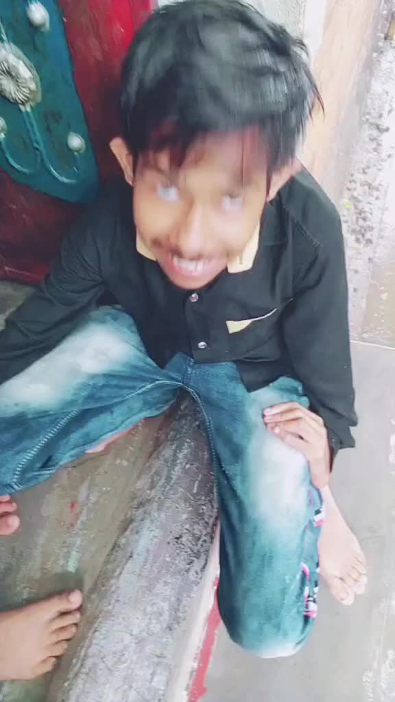 @roshnIverma