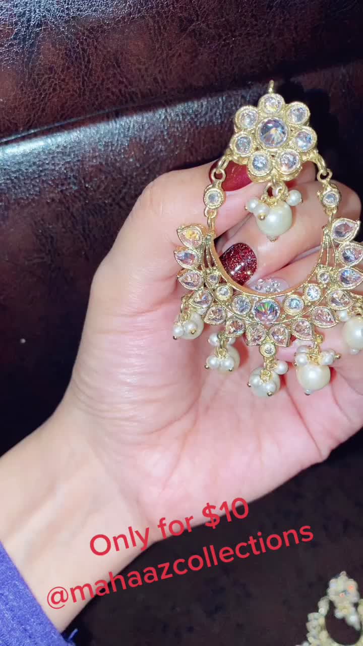 @Mahaaz.Collections