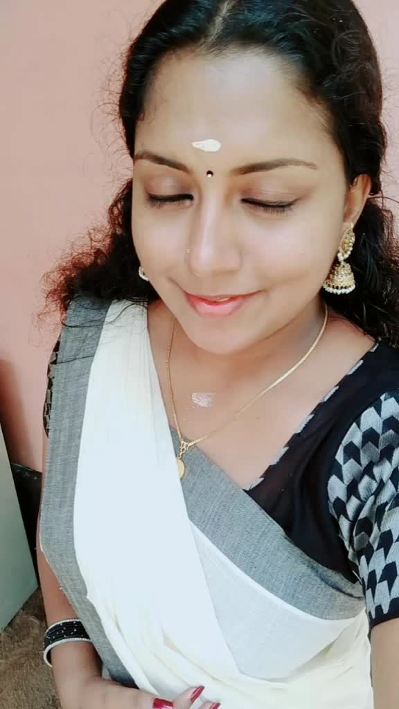 @Divya Divu