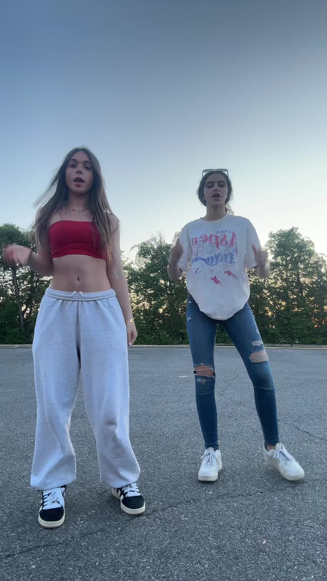 @Lina🇹🇳