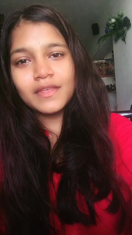 @RIYA 👑