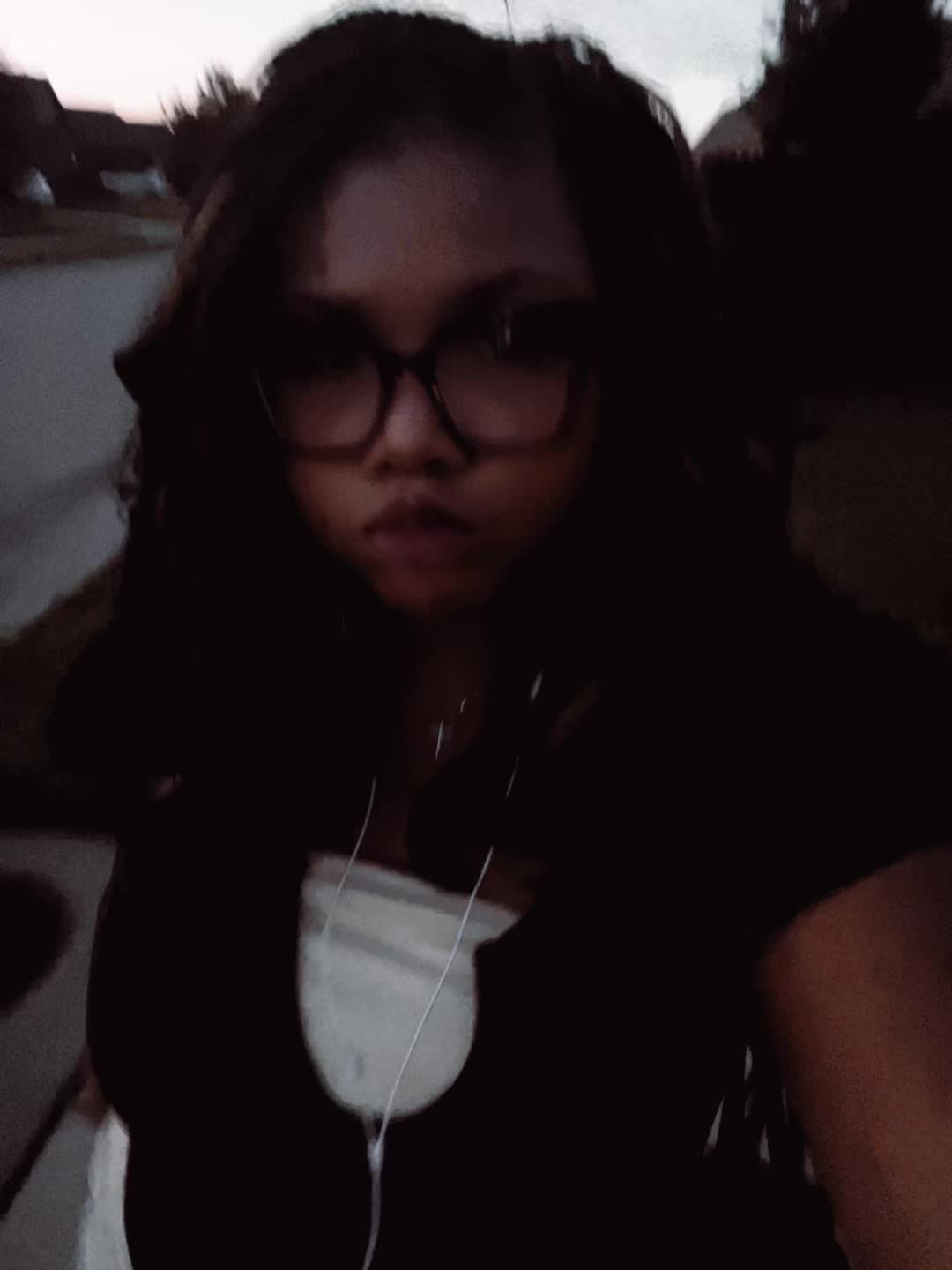 @iamlusciouslyvmmyxo
