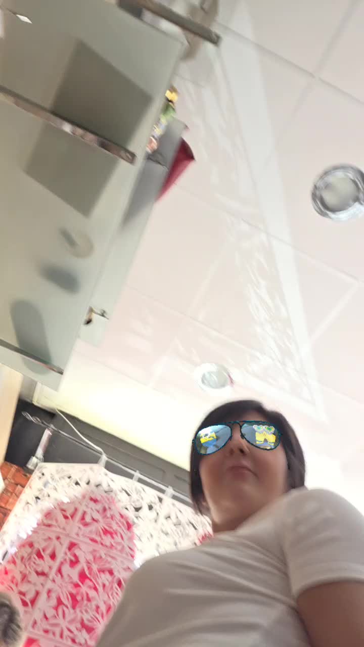 @Vera