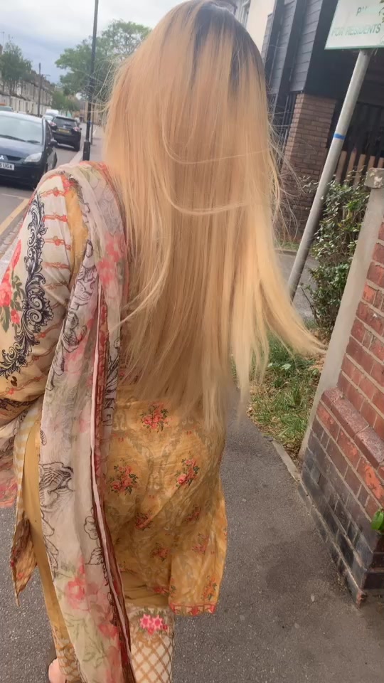 @Super_zara_
