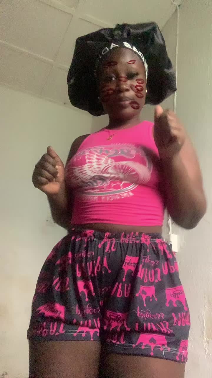 @Thick ebony ❤️🥰❤️