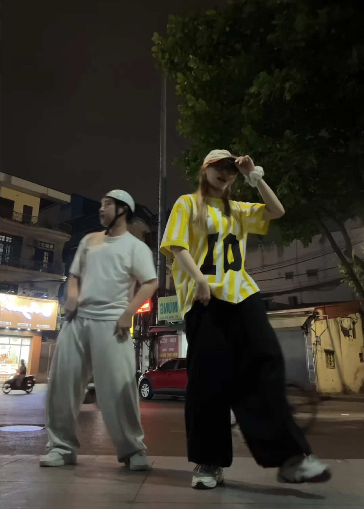 @Diệu