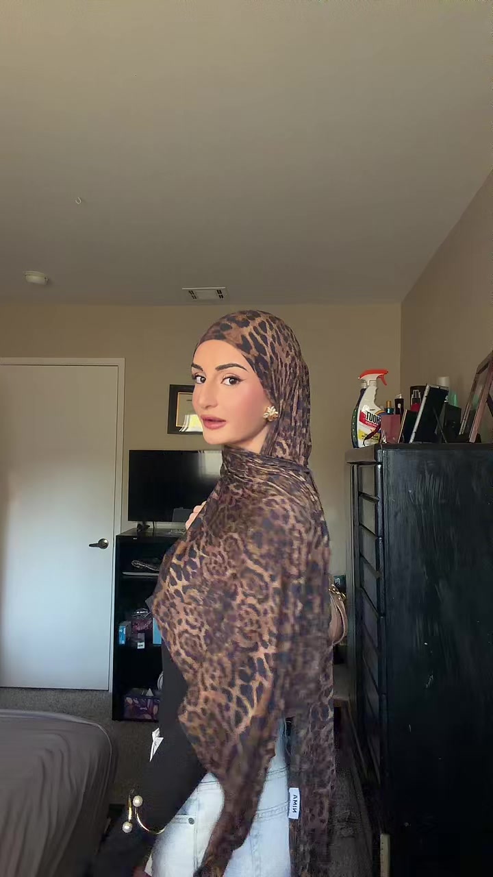 @لانا