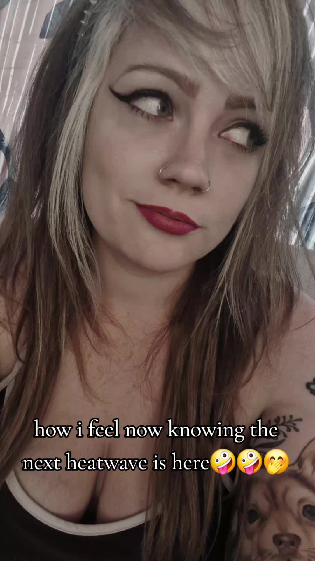 @HayleyCakes