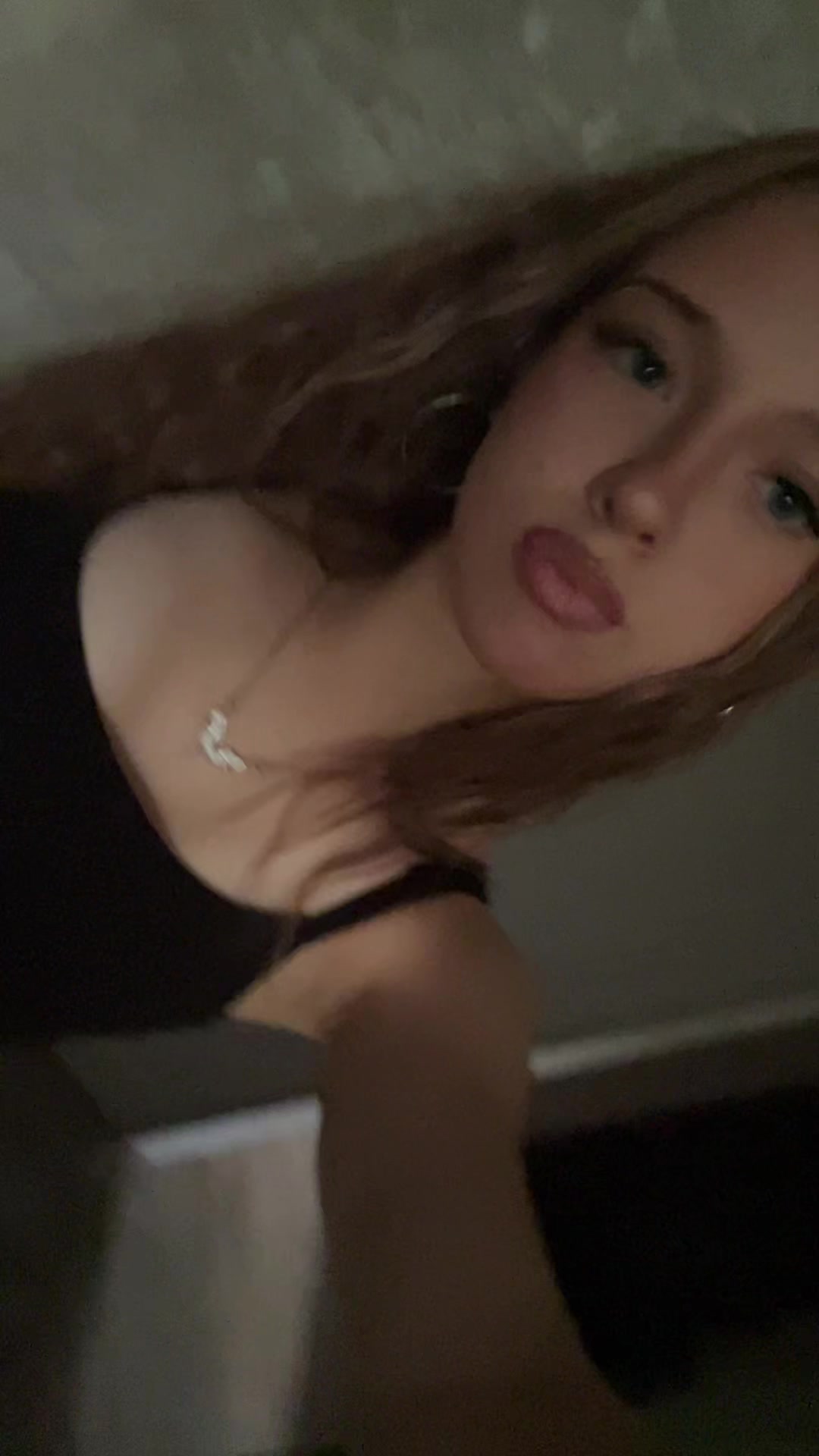 @kika🥶