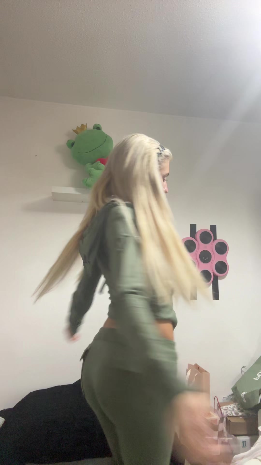 @mil