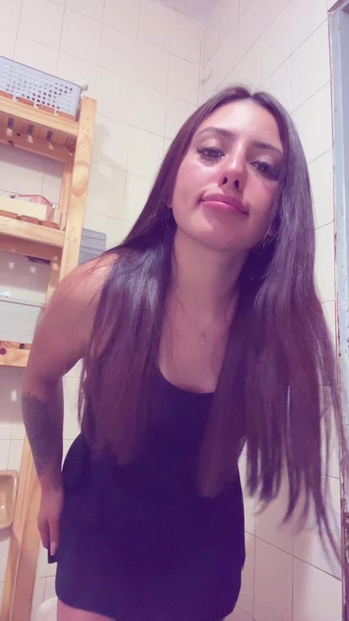 @ℋ𝑜𝓁𝒶 𝓈𝑜𝓎 𝓂𝒾𝓁𝒾⭐️
