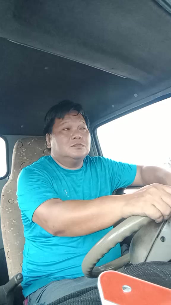 @Awan awan Gelap☁️🌨️🌧️💨