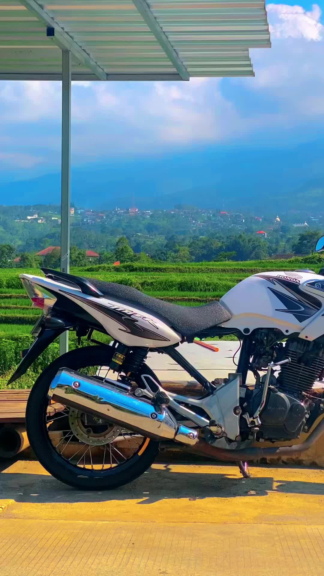 @Febri