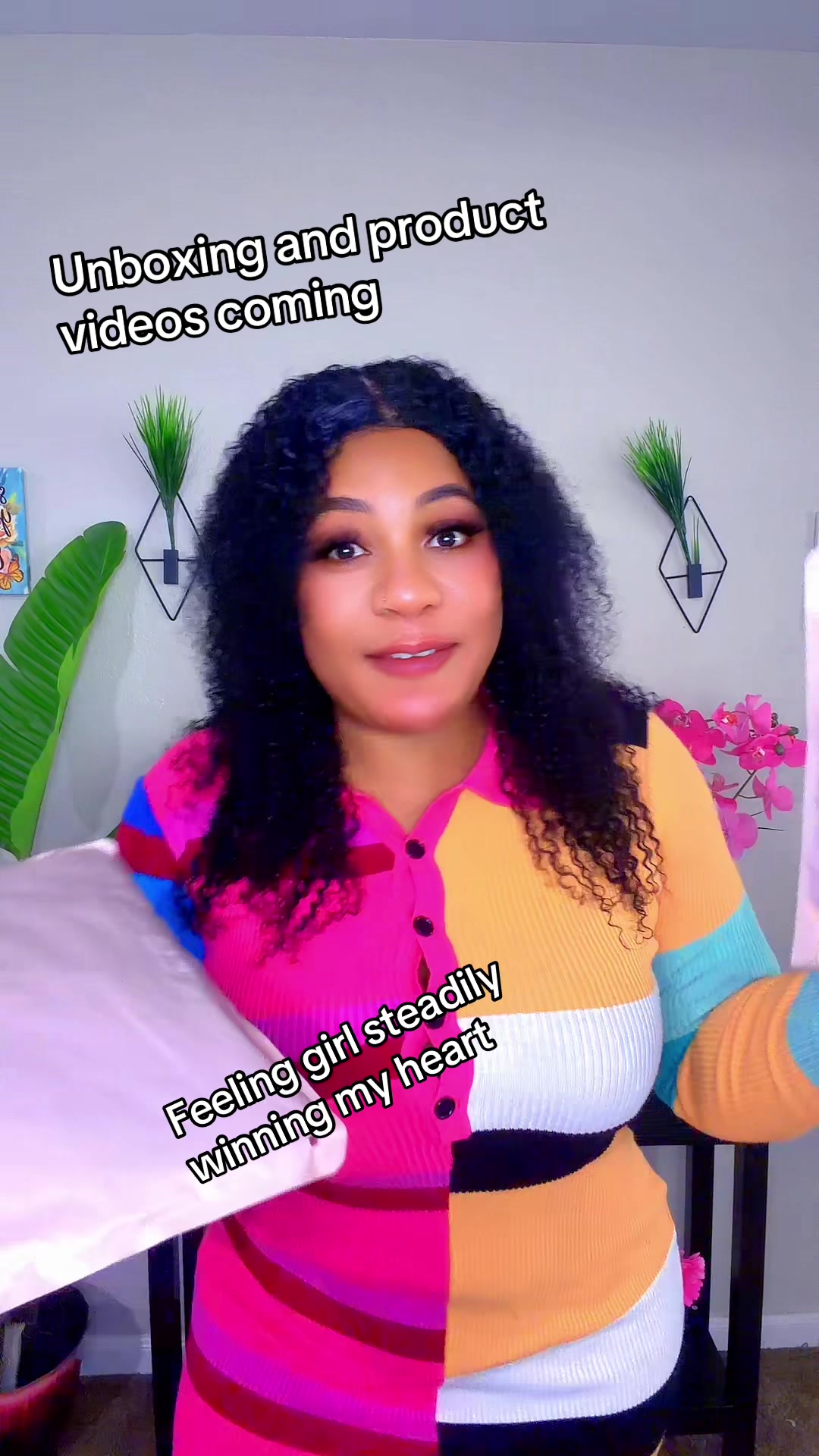 @LolaTokfinds