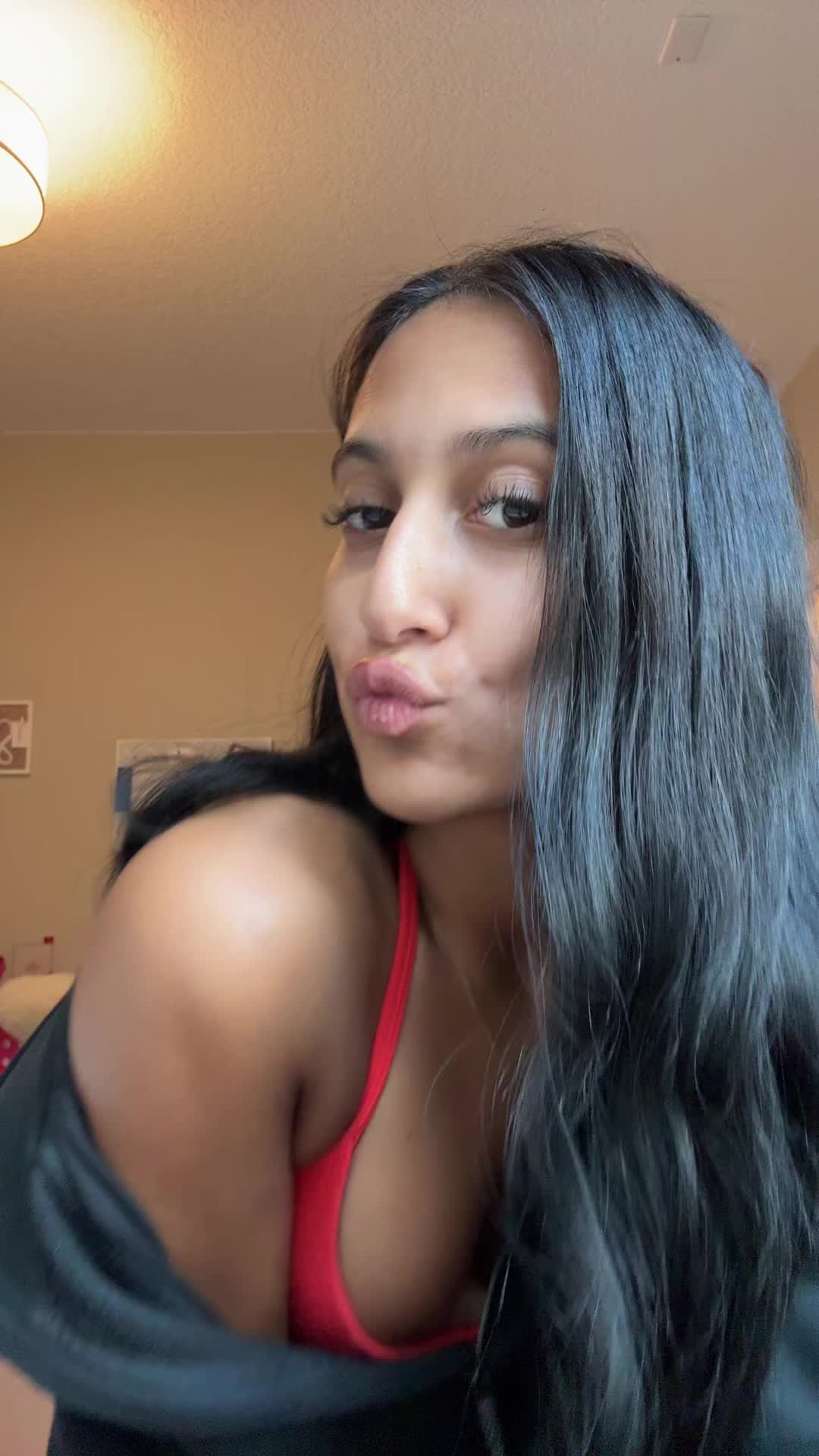 @𝒿.