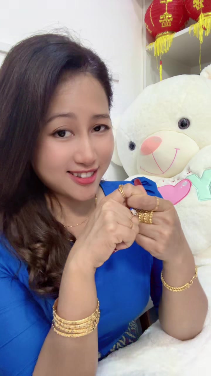 @သဒ္ဒါမှူးစံ👸Official✅