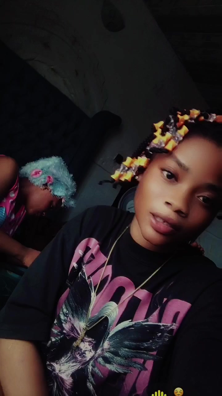 @www.ella009