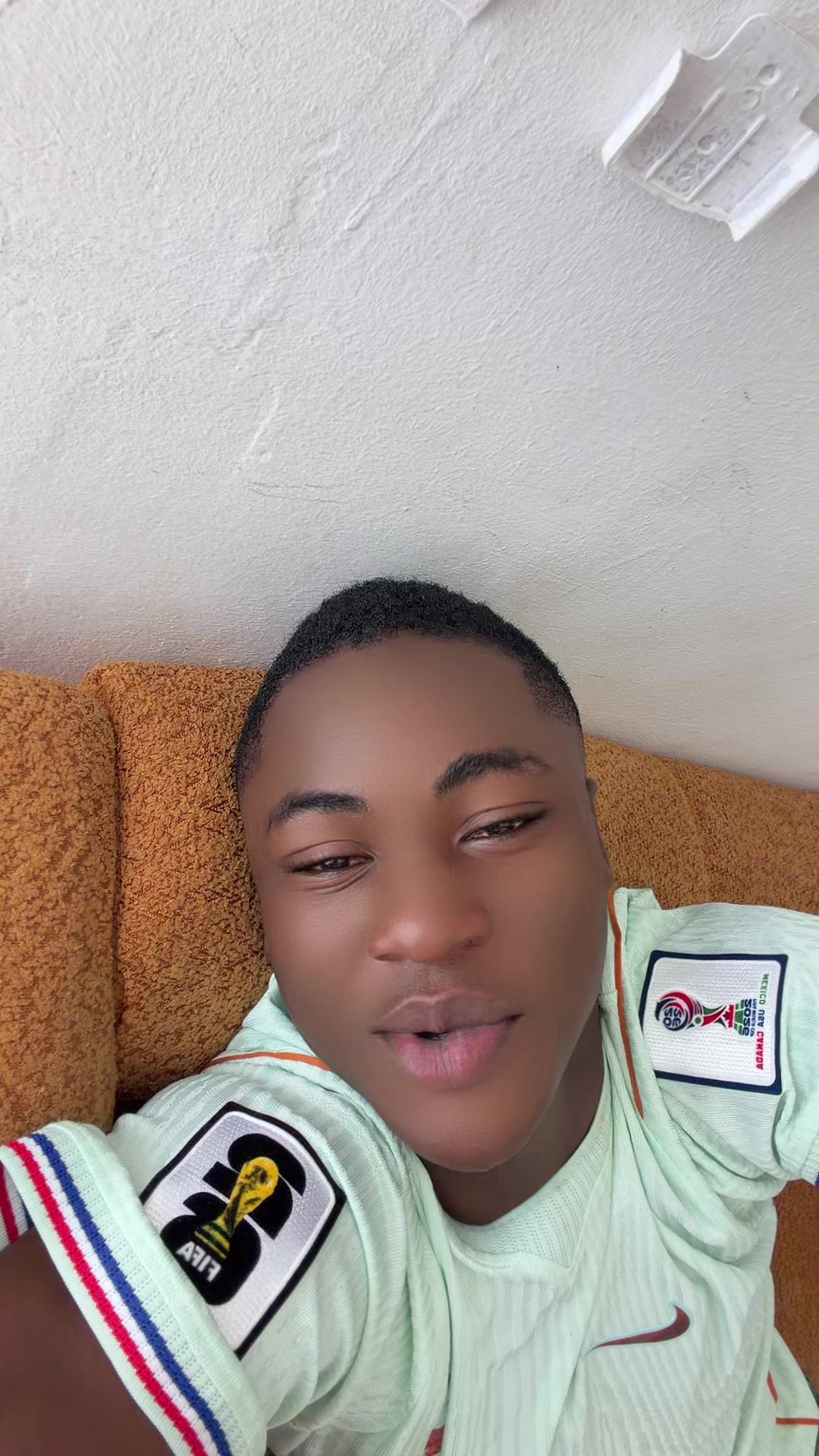 @S 19 👨🏾🦱🖤