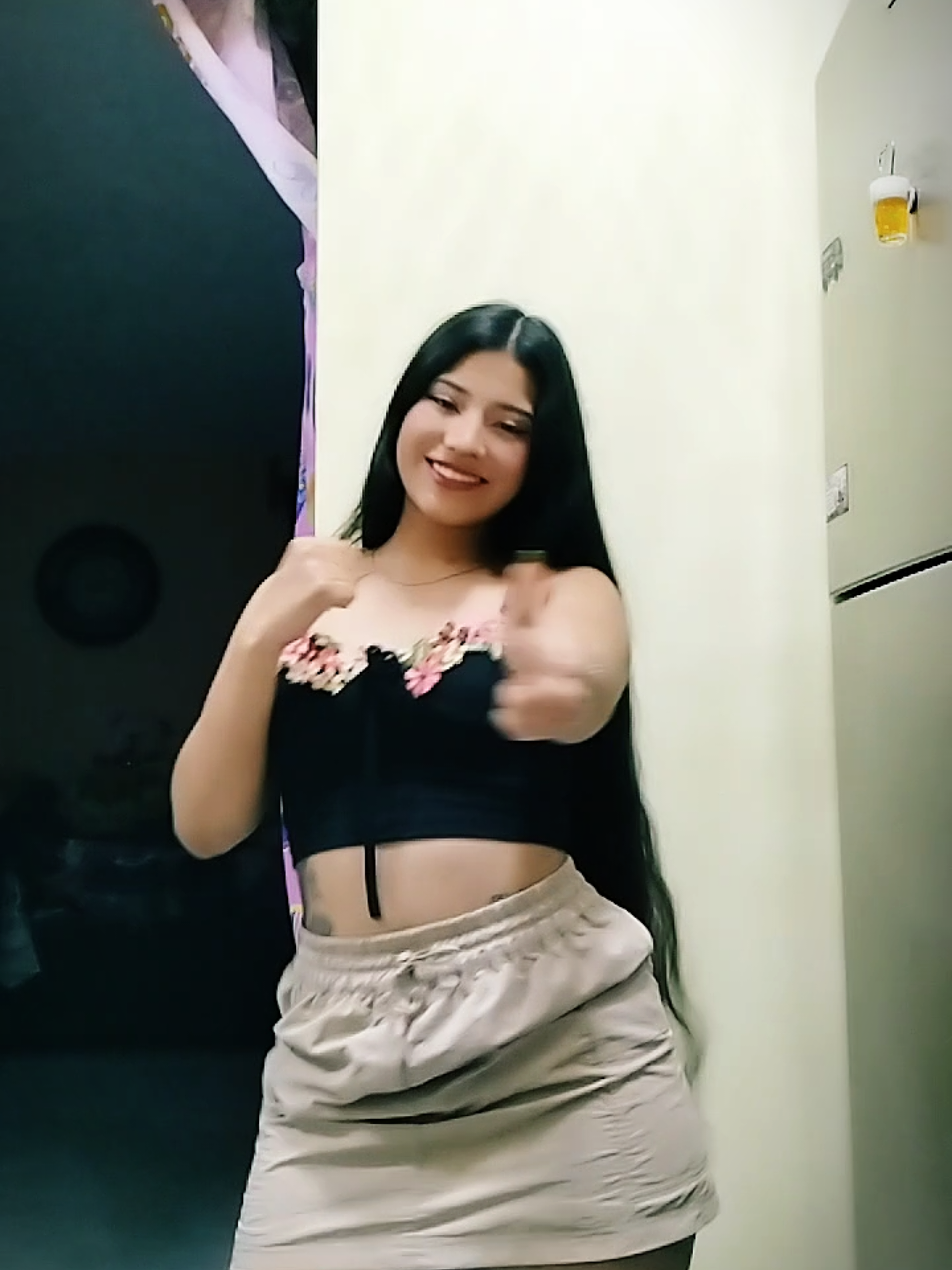 @𝙺𝚎𝚕𝚕𝚢 𝙷𝚎𝚛𝚗&aacute;𝚗𝚍𝚎𝚣