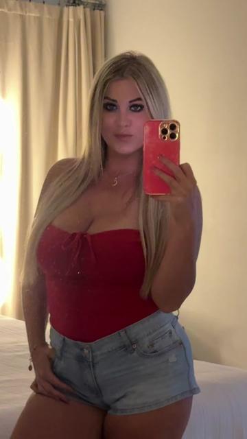 @Aprilleeanne
