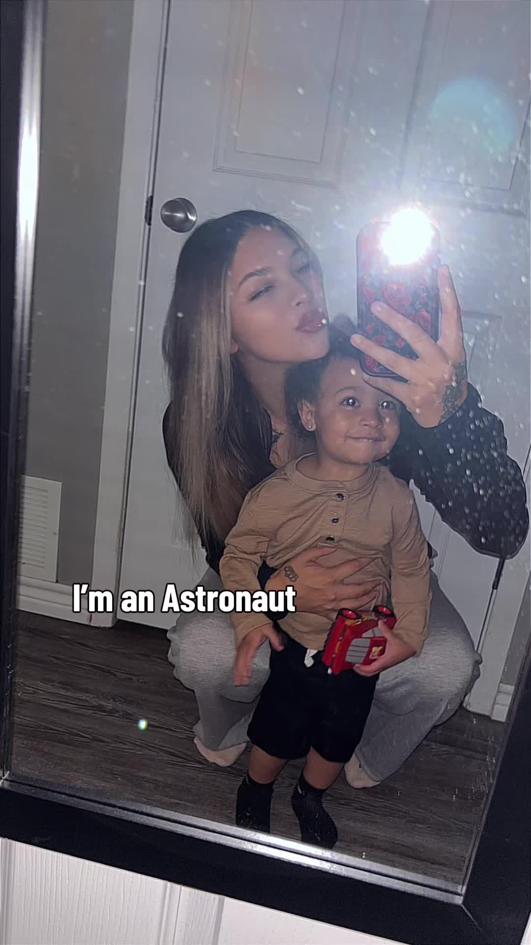 @Mama_Alexis/SAHM