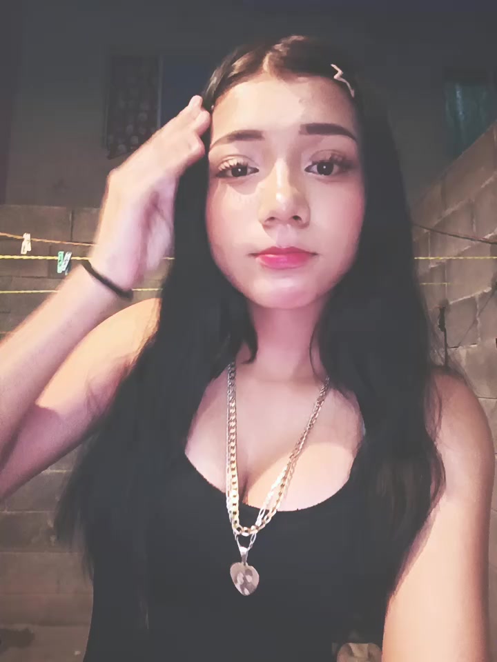 @𝓝𝓪𝓷𝓲 𝓜𝓮𝓷𝓭𝓮𝔃𝔃🩷