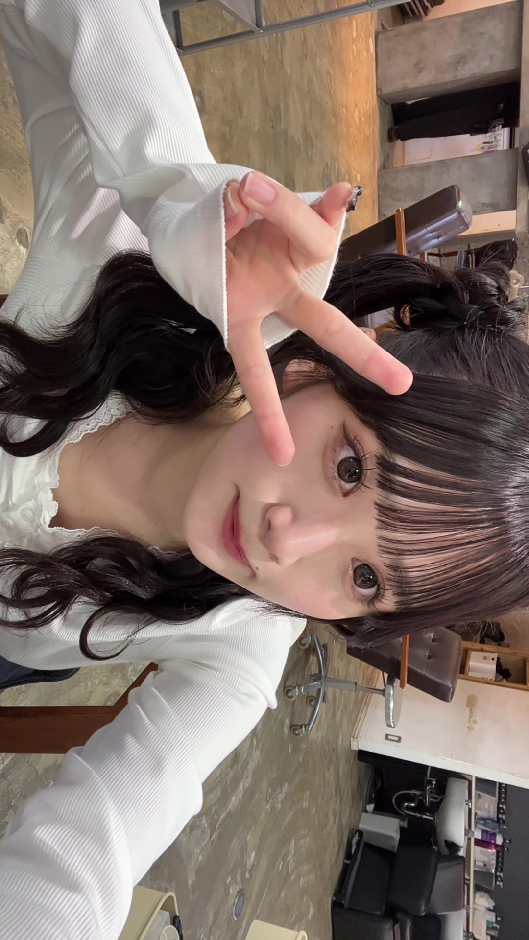 @ねむ