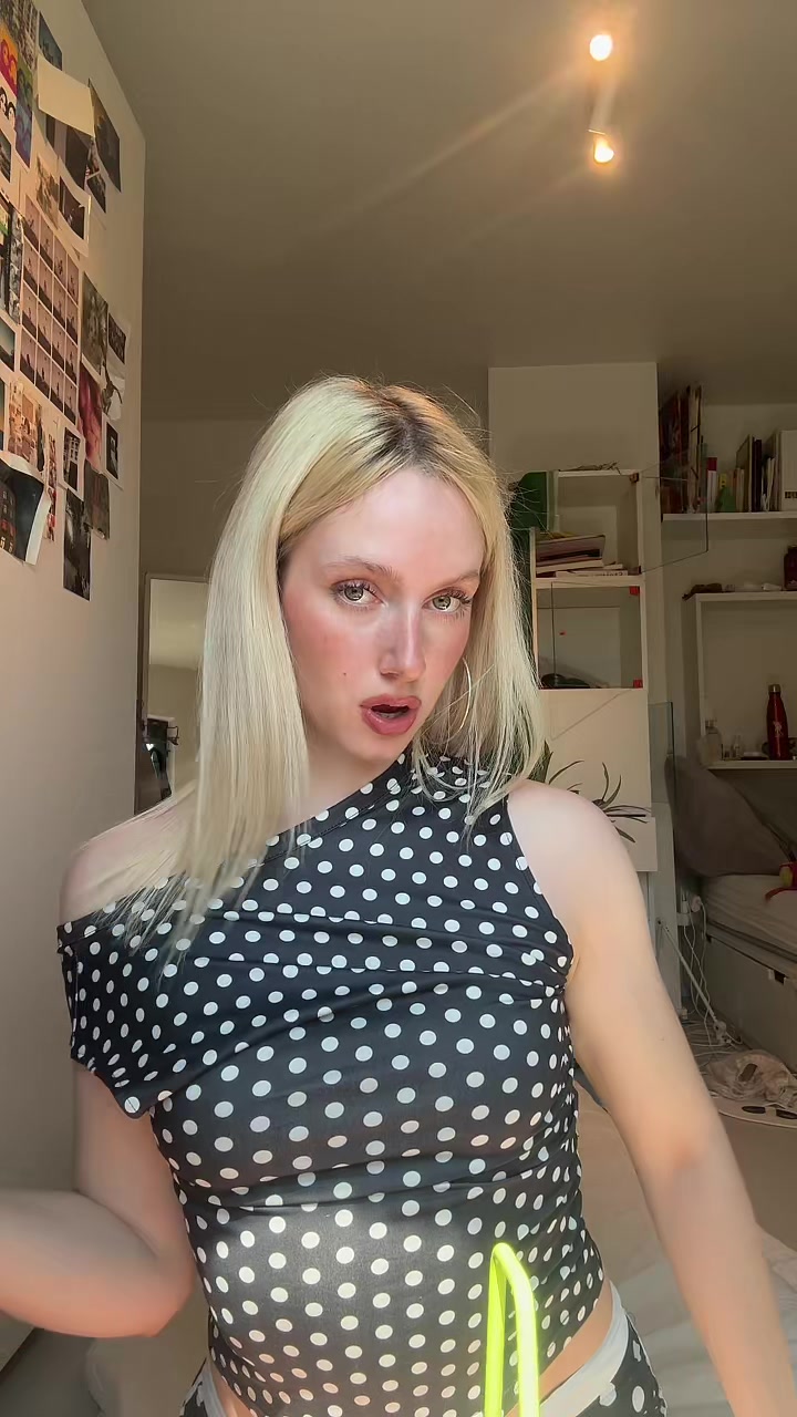 @Leilotschka