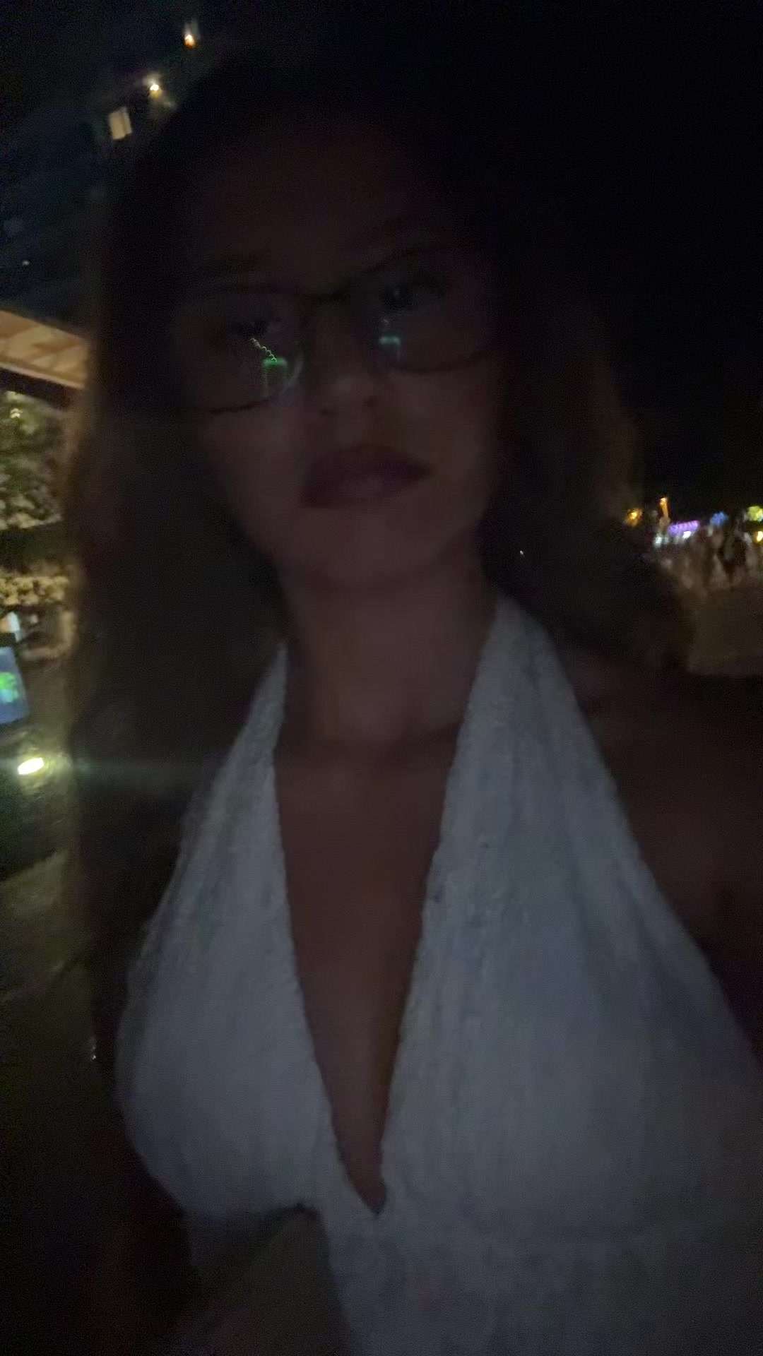 @𝒵