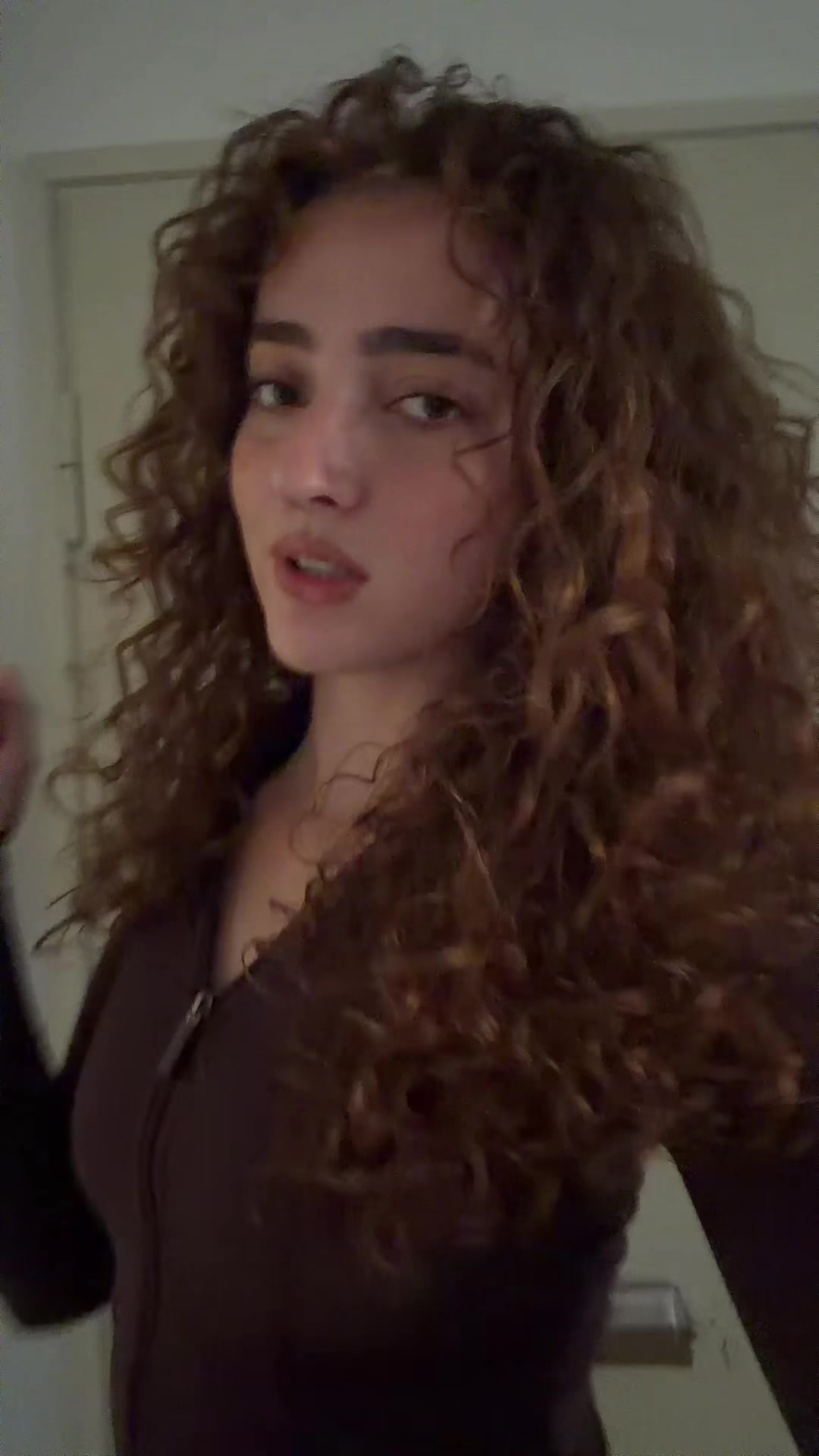 @aulona