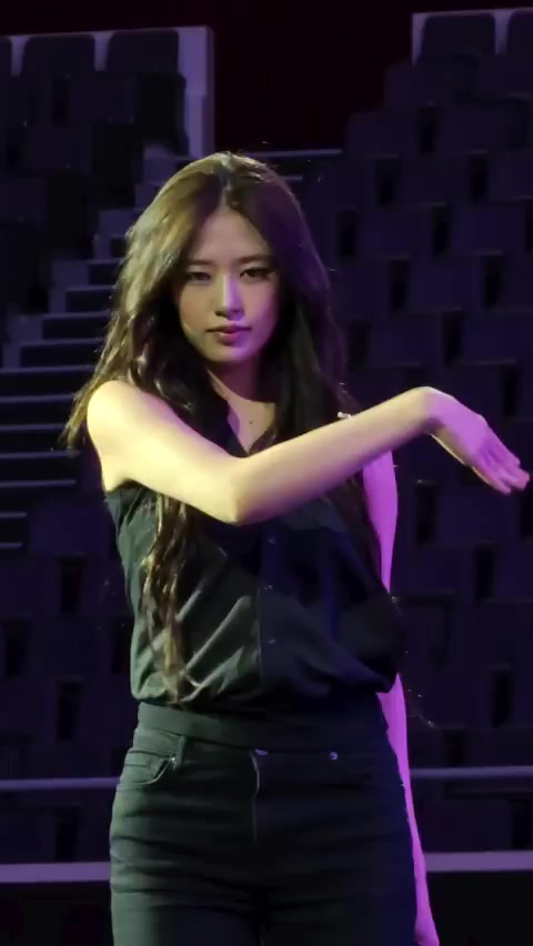 @AYJ