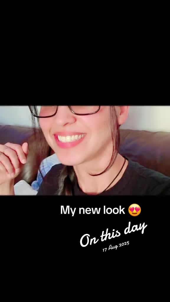 @Selfie queen 🤳🥰👸👑🧿🌹🌹❤️