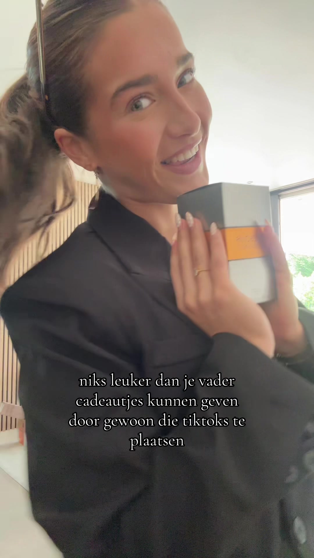 @iris