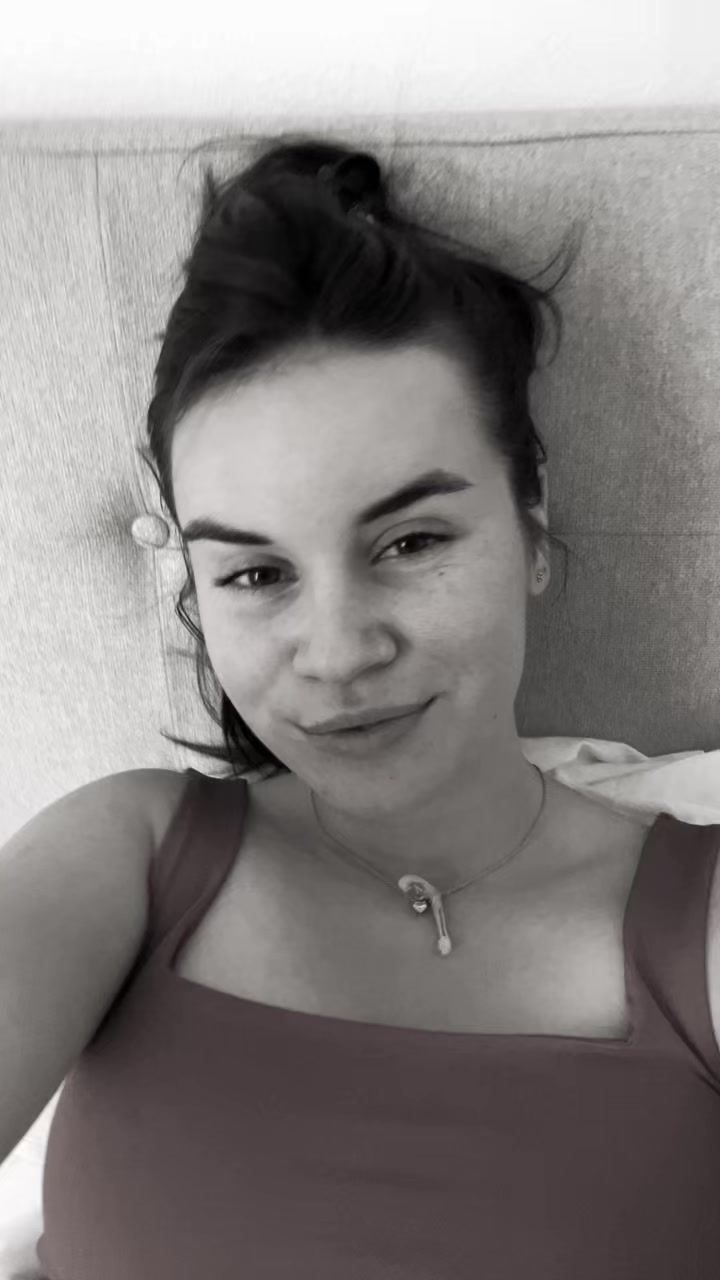@aandjellic